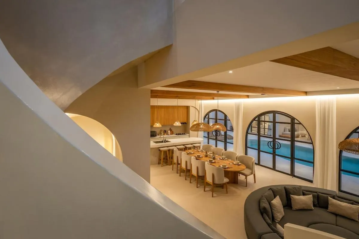 Brand New Exquisite Luxury 5 Bedroom Villa Umalas Kerobokan  0*, Kerobokan (Bali)